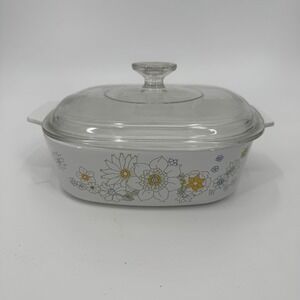 Corning Ware Floral Bouquet Daisy 2 Qt Casserole Dish A-2-B with Pyrex Lid A-9-C
